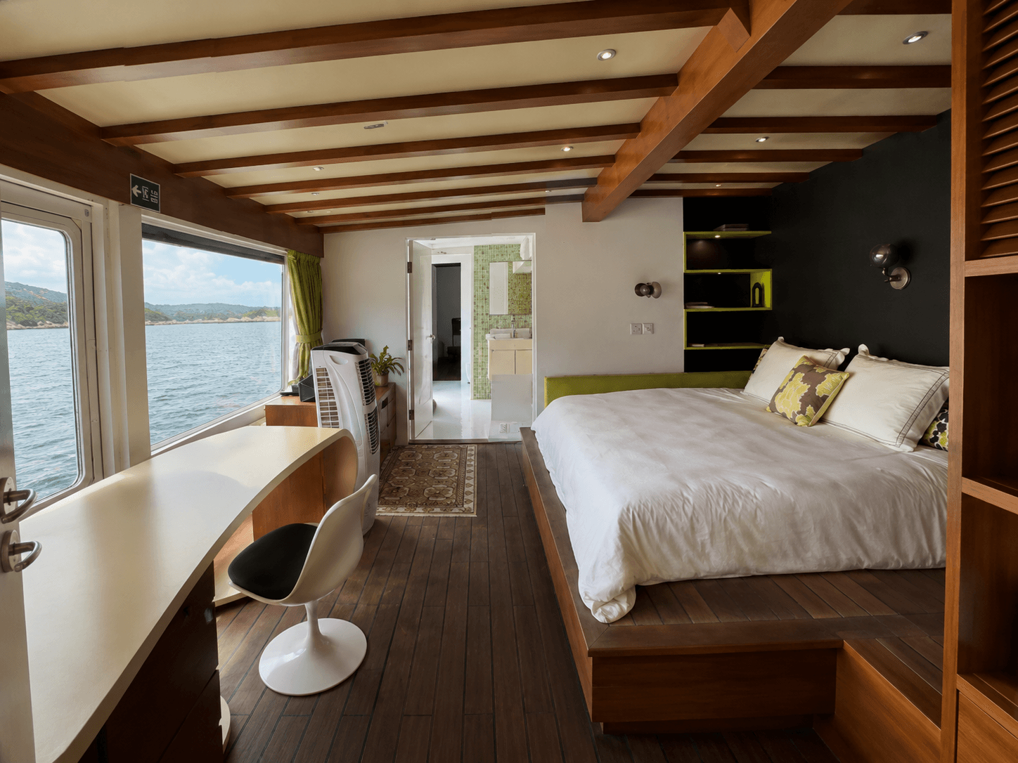 Jade Cabin Suite